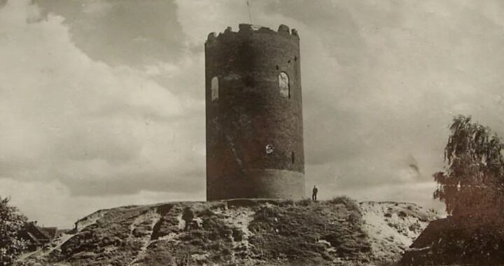 Каменецкая башня вынесла напады крестоносцев, татар и не одну войну. Сколько там было реконструкций?