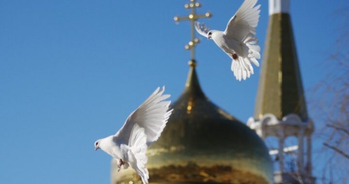 Православные отмечают Благовещение Пресвятой Богородицы