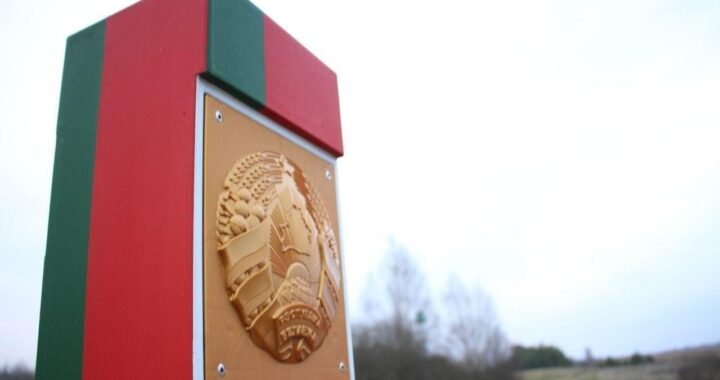 Кто и для чего ворует с границы таблички с государственном гербом Республики Беларусь?