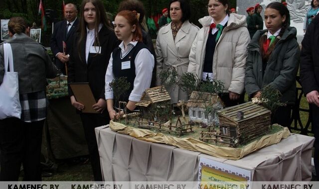 Школьники Каменетчины подготовили экспозиции к годовщине трагедии в Лесках