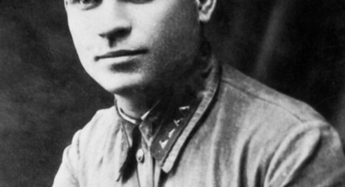 Их именами названы улицы: Иван Беляев