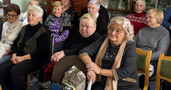 Паэтка Наталля Кандрашук выступіла ў родных Камянюках